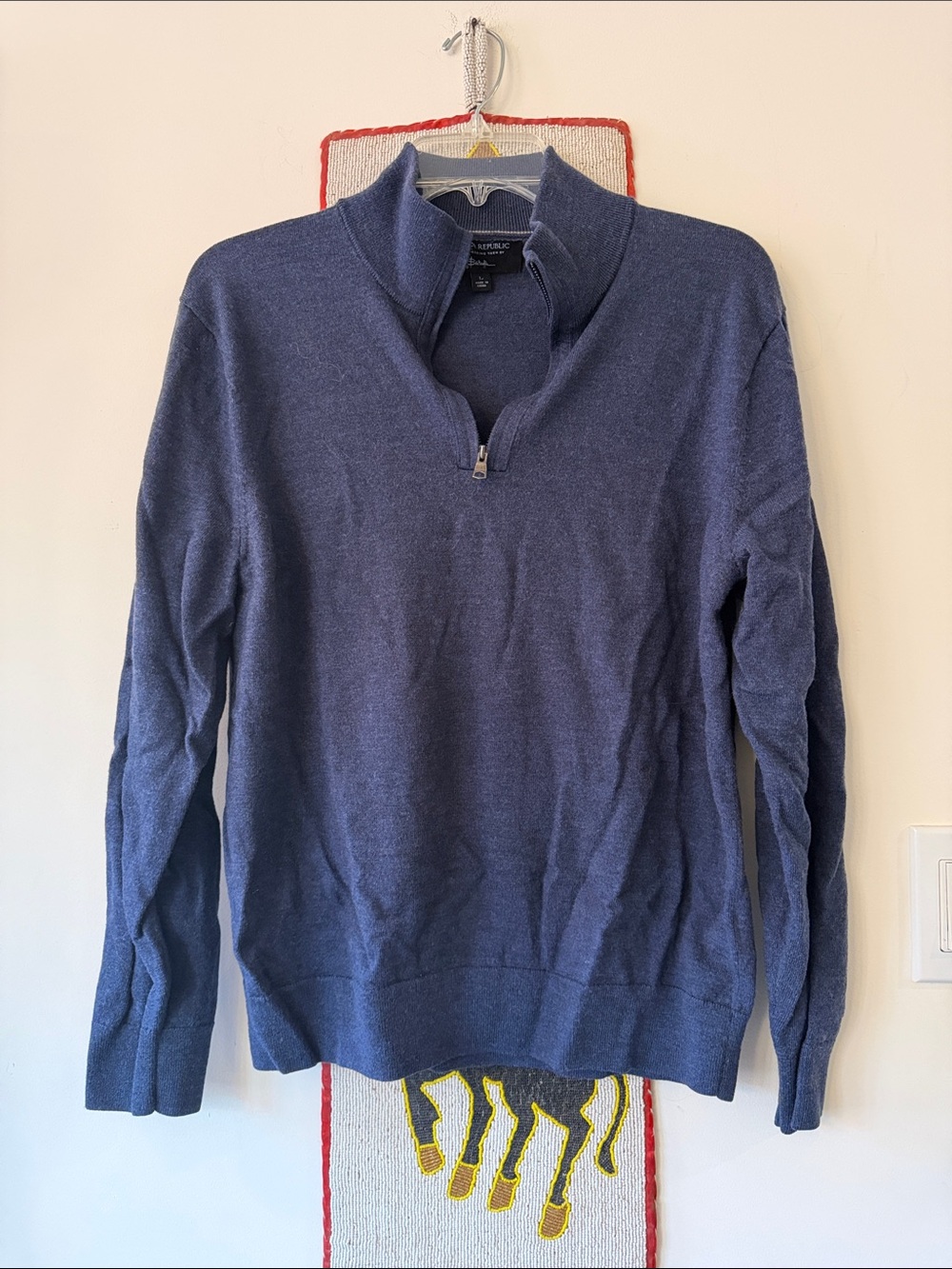 “BANANA REPUBLIC” Merino Wool Sweater